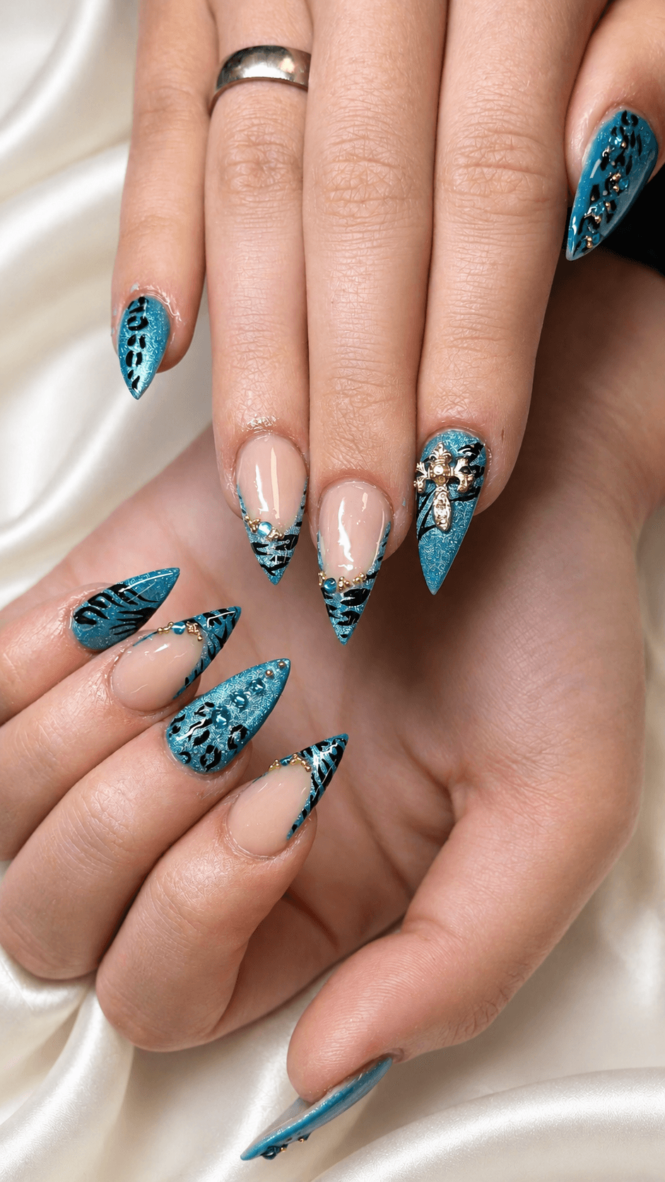 Nail art by Uniqe Nail Spa